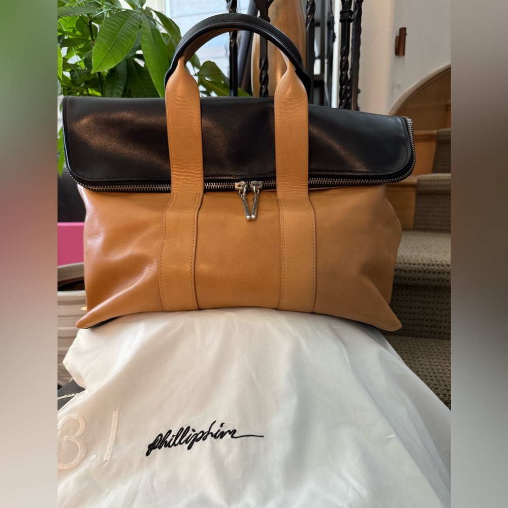 3.1 Phillip Lim 31 Hour Leather Tote Bag Nude/Black
